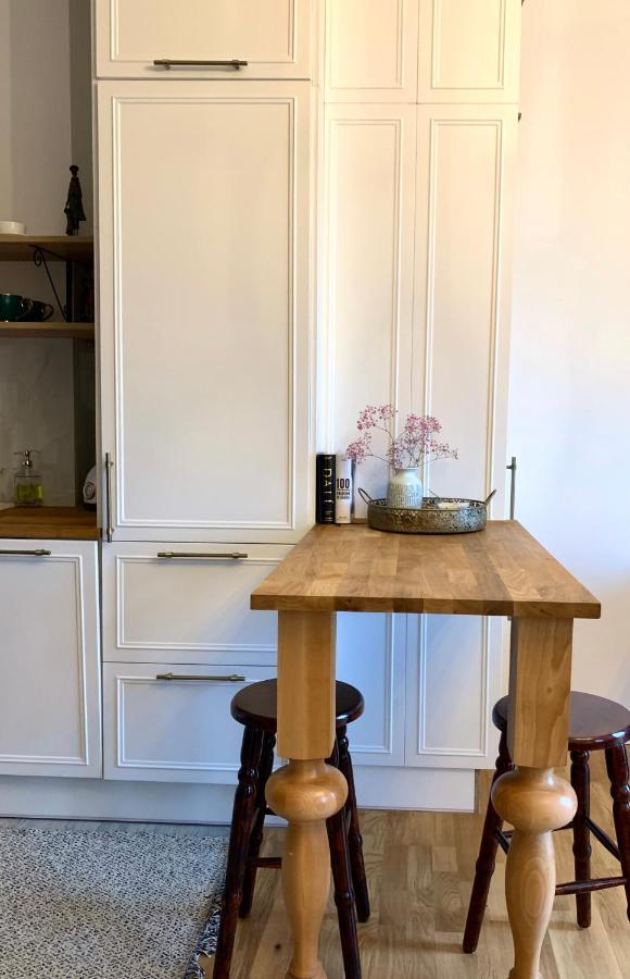 Apartament Palacowy Polonia Z Miejscem Parkingowym Лодзь Экстерьер фото
