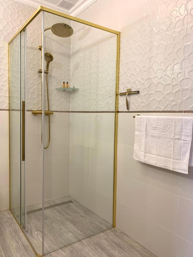 Apartament Palacowy Polonia Z Miejscem Parkingowym Лодзь Экстерьер фото